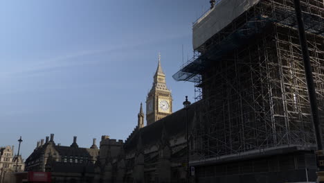 Scaffolding-Covering-Houses-Of-Parliament-With-Newly-Refurbished-Big-Ben-In-Background