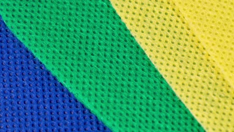 Verschiedene-Stücke-Textiler-Stoffe-In-Verschiedenen-Farben,-Makroaufnahme,-Nahaufnahme-Mit-Rotationsbewegung