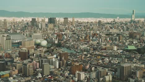 Osaka,-Japón.-Toma-Aérea-Del-Distrito-De-Edificios-Centrales