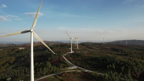 Windmühlen-Im-Ländlichen-Luftbild