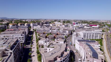 Negocios-Y-Apartamentos-En-Montpellier,-Francia
