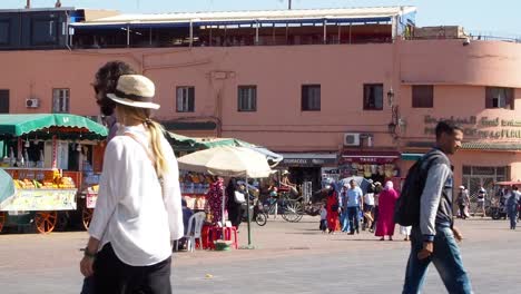 4K-Footage-of-djemaa-el-Fnaa-market-at-afternoon