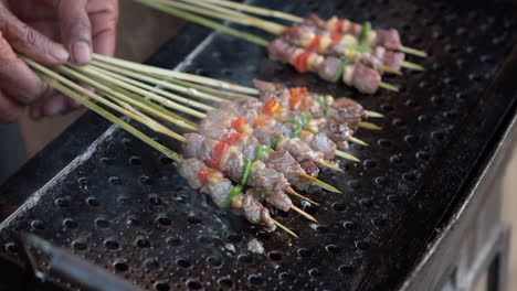 SLOW-MOTION:-Making-barbecue-skewers