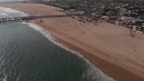 4K-Luftperspektive-Des-Seal-Beach-Pier-Im-Jahr-2019