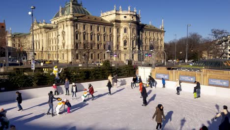 People-ice-skating-in-public