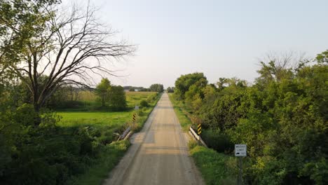 Dirt-road-during-a-sunny-summer-day