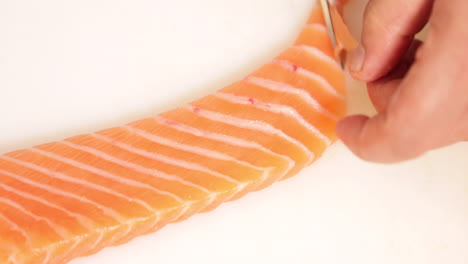 Itamae-Chef-Slicing-Salmon-Meat-Fos-Sashimi---Traditional-Japanese-Food
