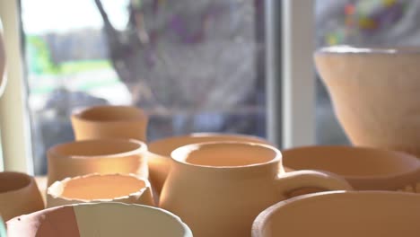 Clay-pots-that-have-been-hardened-in-a-kiln