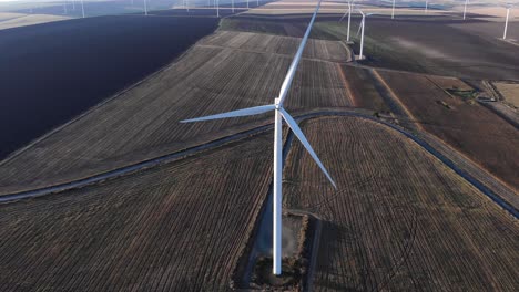 Wind-Turbine-Spinning-At-The-Wind-Farm-On-A-Fine-Weather