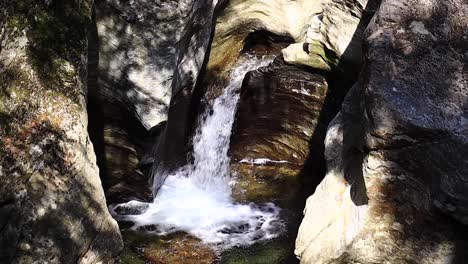 Mini-waterfall-Stream-in-Vermont
