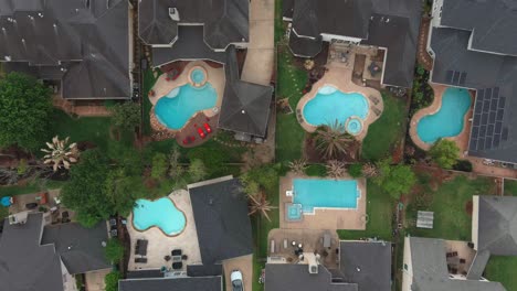 Aerial-of-affluent-homes-in-Houston,-Texas