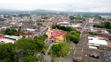 Vollständige-Aufnahme-Des-Hauptplatzes-Von-Coatepec-In-Veracruz,-Mexiko