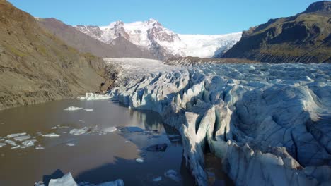 Vista-Panorámica-Del-Glaciar-Svinafellsjokul-En-El-Sureste-De-Islandia