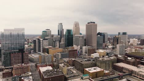 push-in-aerial-drone-shot-of-downtown-minneapolis-in-minnesota