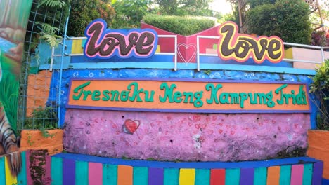 The-unique-tour-of-Jodipan's-colorful-village-in-Malang-is-one-of-the-popular-destinations