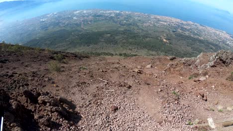 Ein-Panoramablick-Vom-Vesuv-Bis-Zum-Golf-Von-Neapel