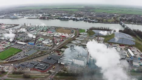 Chemours-DuPont-chemical-factory-in-Dordrecht,-Netherlands,-seen-from-above