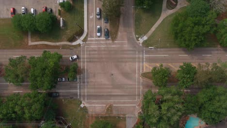 Birds-eye-view-of-cars-at-street-intersection
