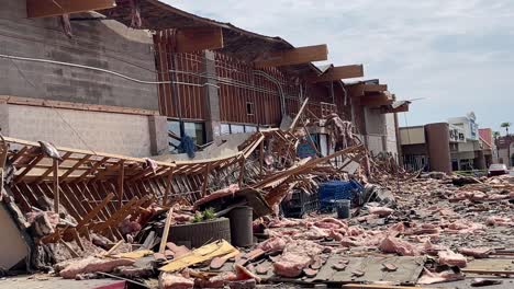 La-Bonita-Grocery-Store-structure-collapse