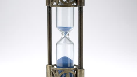 Old-hourglass-counting-down-tilt