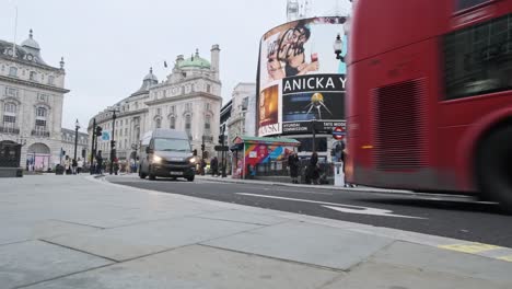Low-smooth-slider-shot-of-Central-London-piccadilly-circus
