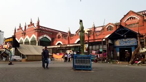 Timelapse-of-Kolkata-market-:-Sir-Stuart-Hogg-Market-in-Esplanade-area-in-Kolkata,-India