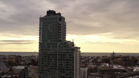 An-aerial-view-of-the-Avalon-Brooklyn-Bay-apartment-building-in-Brooklyn-on-a-cloudy-day-in-the-winter
