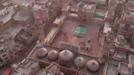 Aerial-View-Over-Courtyard-Of-Masjid-Wazir-Khan