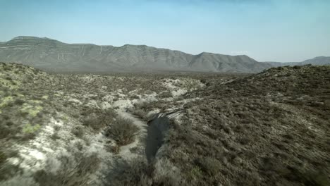 Drohne-Tag-Bewölkt-Nord-Coahuila-Mexiko-Halbwüste-Berg-La-Azufrosa-Gebiet