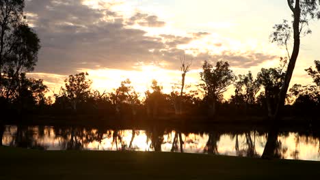 -Murry-River-Sunset-Timelapse---Loxton,-South-Australia