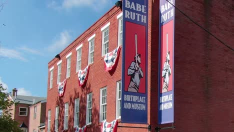 Babe-Ruth-Geburtshausmuseum-In-216-Emory-Street,-Baltimore,-Maryland