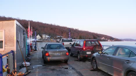 Ferry-boat-in-the-winter-on-the-Ohio-River,-traveling-from-Augusta,-Kentucky-to-Ohio