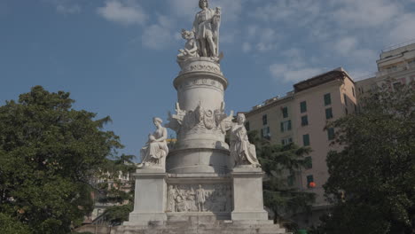 Estatua-De-Cristoforo-Colombo,-Monumento-A-Cristóbal-Colón