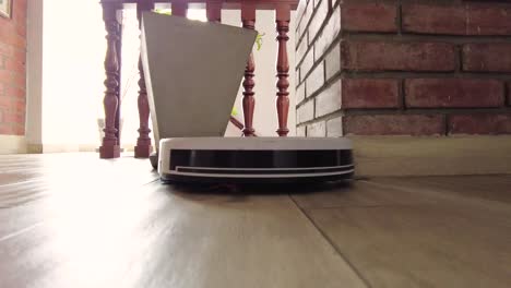 Robot-vacuum-cleaner,-cleaning-technology