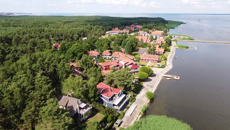 Small-luxury-coastal-town-of-Pervalka-in-Neringa-region,-Lithuania