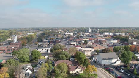 Aerial-drone-shot-of-a-small-rural-town-in-the-midwest-united-states