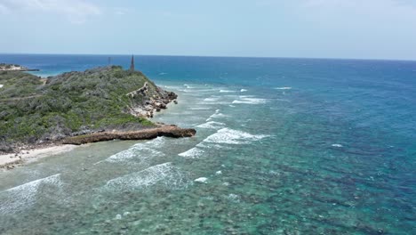 Small-deserted-islet-in-Caribbean,-Isla-Cabra-,-Montecristi