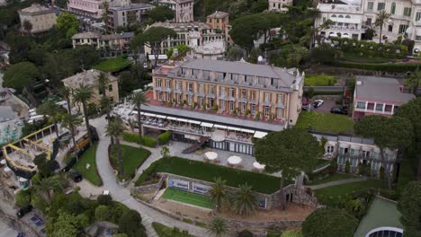 Luxuriöses-Kontinentales-Hotel-In-Santa-Margherita-Ligure,-Italien