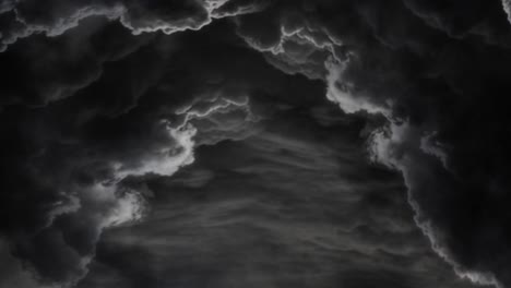 Iluminando-Las-Nubes-Cumulonimbus-Con-Tormentas