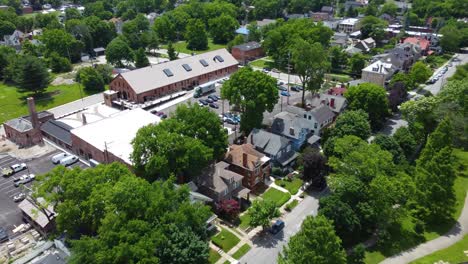 East-Market-in-Columbus,-Ohio-in-the-Trolley-District,-aerial-drone