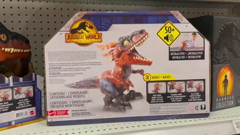 Dinosaur-toys-from-the-newest-Jurassic-World-Dominion-movie