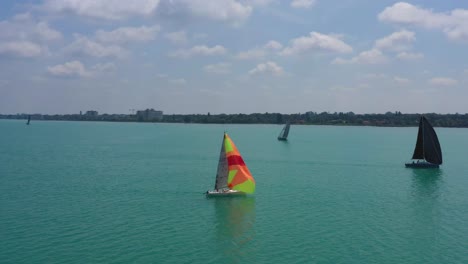 Sailing-in-the-summer-in-nice-weather-on-the-lake-Balaton