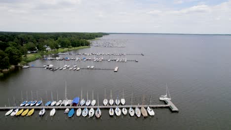 Drone-footage-of-sailboats-in-harbors-at-Mardorf,-Steinhuder-Meer-lake