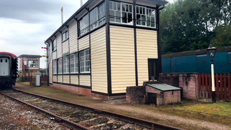 Crewe-Railway-Station-House,-Track