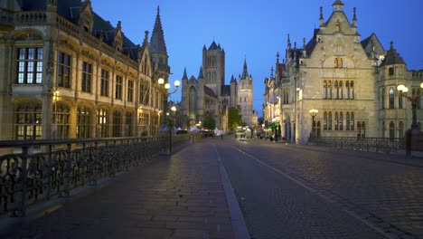 Gent,-Beleuchtete-Historische-Architektur-In-Der-Altstadt