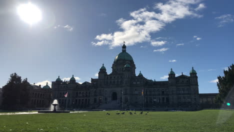 Hyper-lapse-of-Victoria-parliament-on-sunny-day