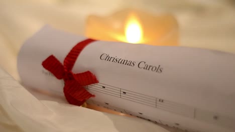 Notenblatt-Für-Weihnachtslieder-Mit-Kerzen