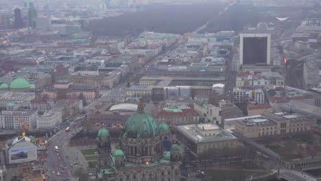 Aerial-view-of-centre-of-Berlin-with-the-cathedral-and-the-brandenburg-gate-on-a-cloudy-day-of-winter