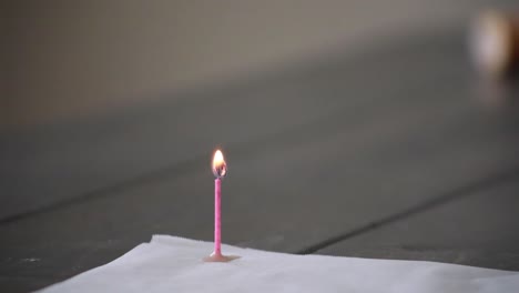 Time-Lapse-of-a-Birthday-Candle