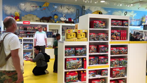 Innenraum-Des-Lego-Ladens-Im-Lego-Haus